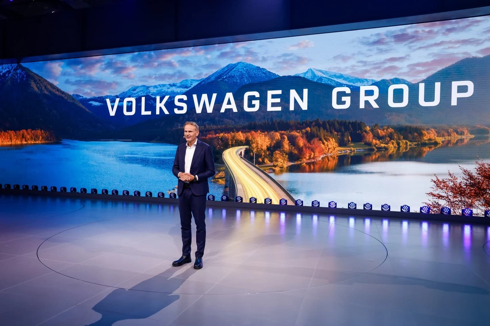 Volkswagen, via libera al piano Blume: 50 mila esuberi e addio a 4 fabbriche
